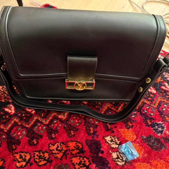 Louis Vuitton Dauphine soft MM black - Picture 1 of 11